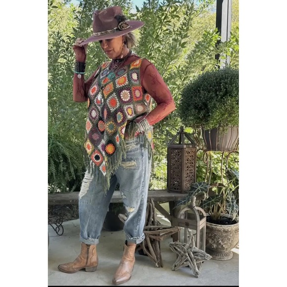 Jaded Gypsy Desert SunsetPoncho Fringe Size S/M Boho Chic